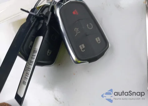 2018 Cadillac Xt5 Luxury z USA, uszkodzony, nr VIN 1GYKNDRS8JZ101083